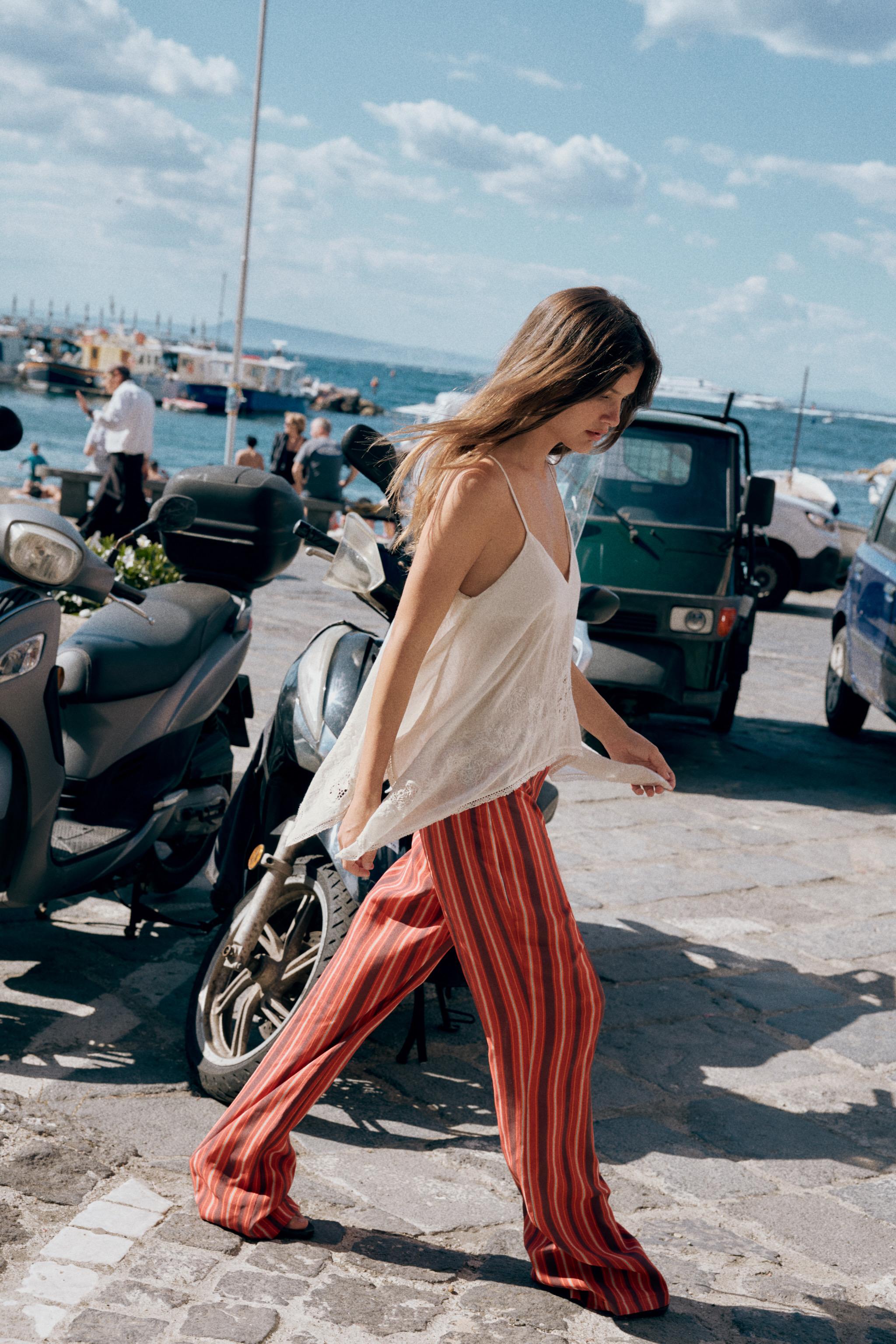 FLOWY STRIPED PANTS